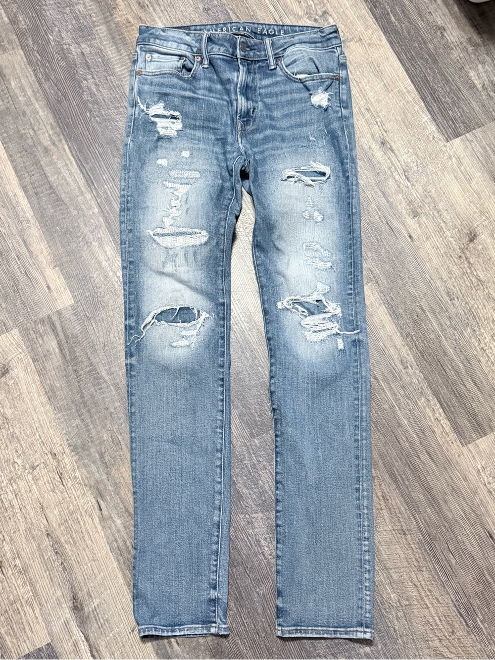 American Eagle Light Blue Denim Jeans with Contrast Stitching size 30x36